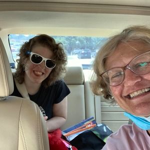 Meet your Posher, Lisa